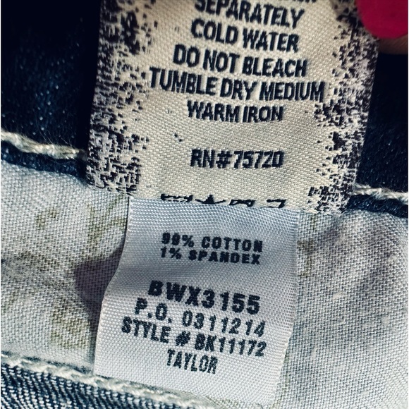 BKE Jeans Taylor Cropped Denim Dark Wash Stretch SZ 28 LIKE NEW! - Picture 11 of 16